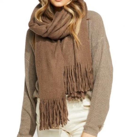Gentle Fawn journey scarf - Picture 2 of 3